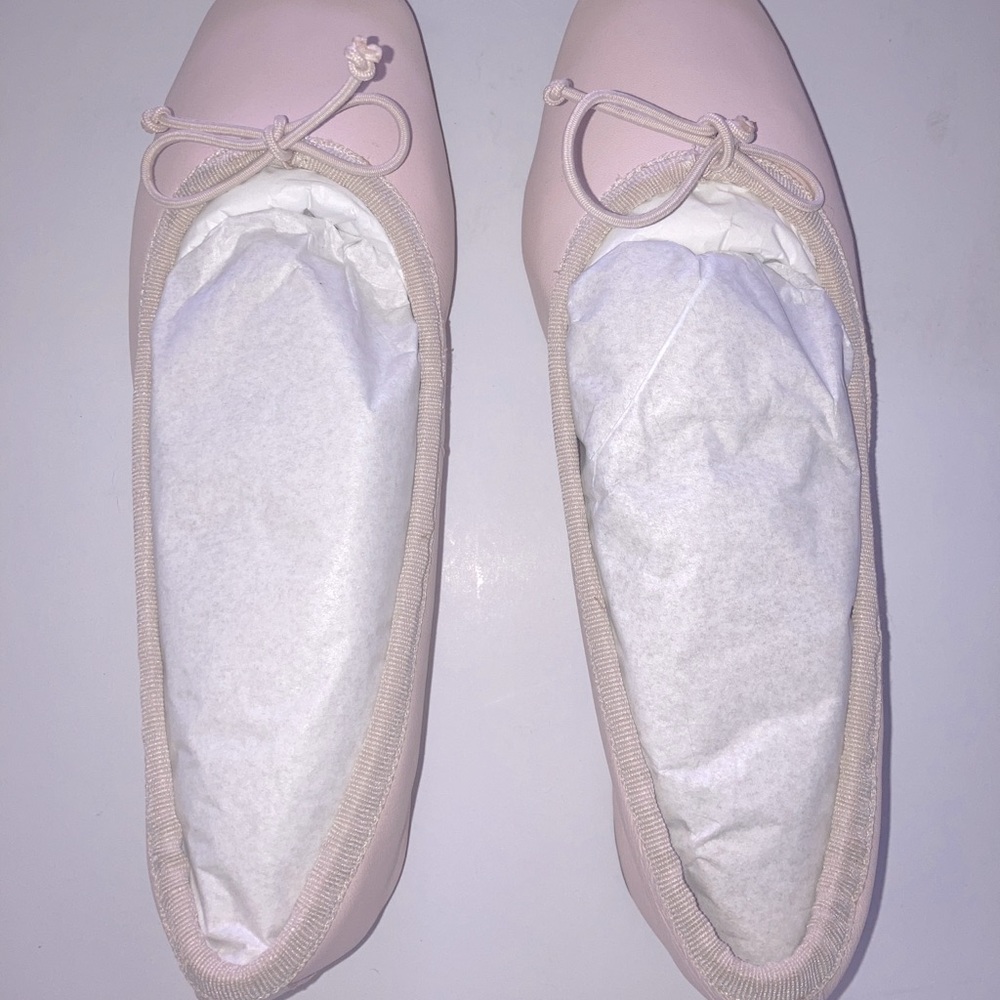 Ballet flats